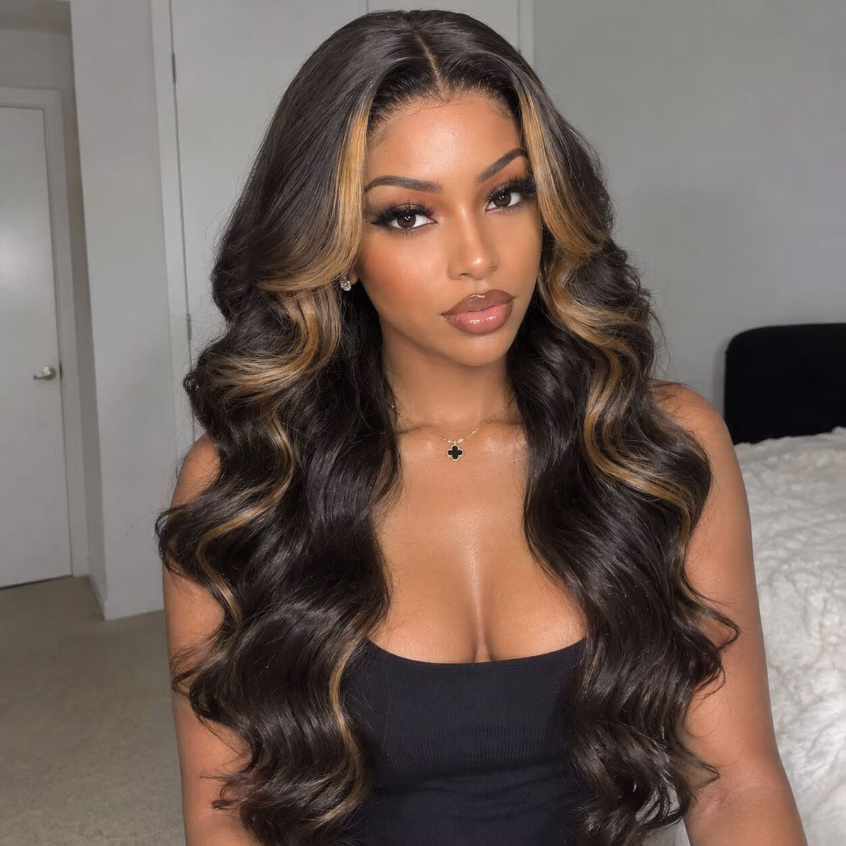 Money Piece Highlights Color on Brown Hair Body Wave HD Glueless Lace Front Wigs Human Hair Money Piece In the Front Face-Framing Stylish Look